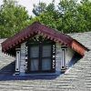 Dlaczego wyłaz dachowy jest niezbędny dla bezpieczeństwa domu?